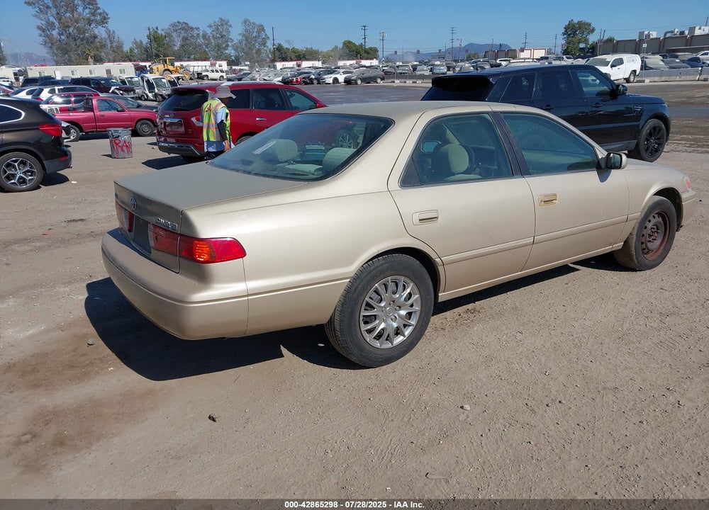 2001 TOYOTA CAMRY VIN: 4T1BG22K41U777446