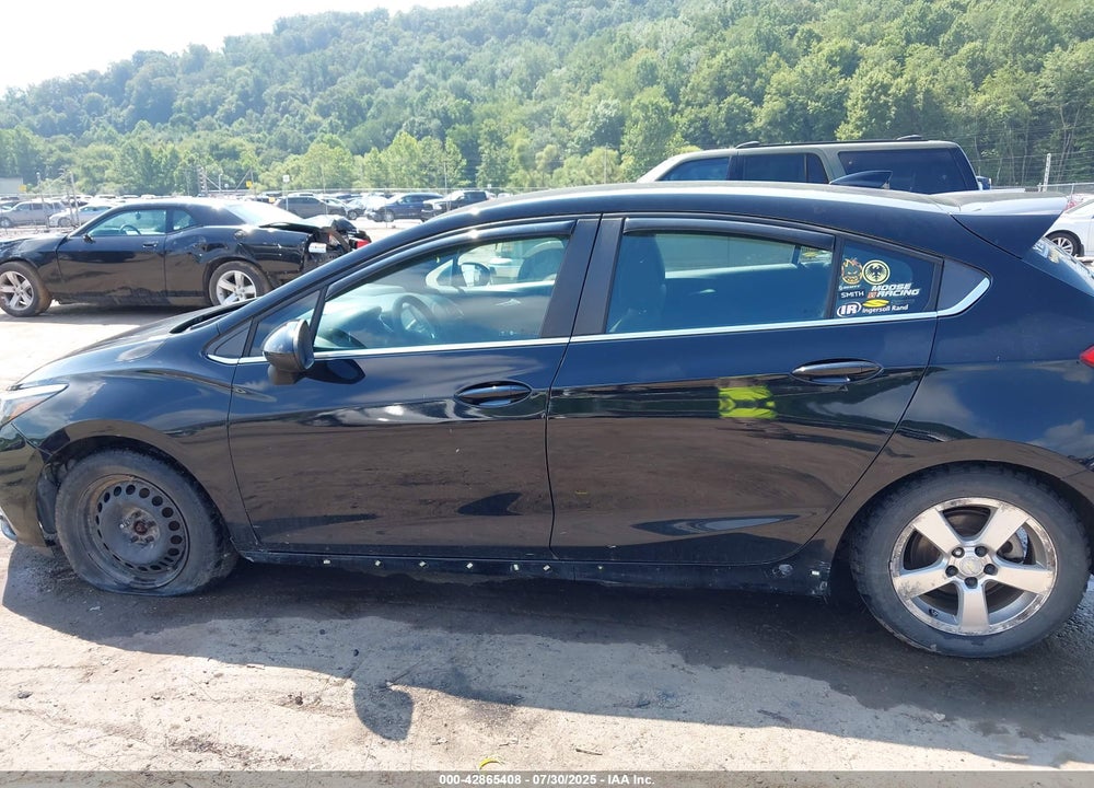2017 CHEVROLET CRUZE LT MANUAL VIN: 3G1BD6SM9HS546812