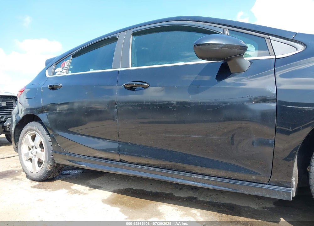 2017 CHEVROLET CRUZE LT MANUAL VIN: 3G1BD6SM9HS546812
