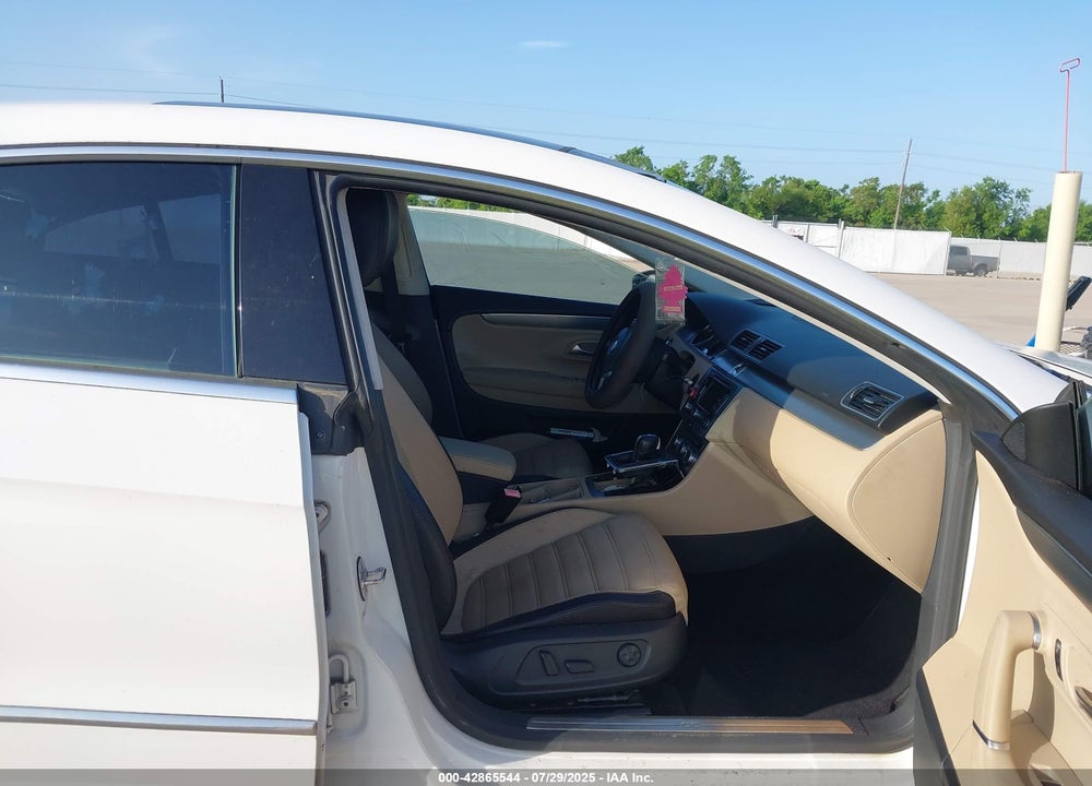 2013 VOLKSWAGEN CC 2.0T LUX VIN: WVWRN7AN1DE522916