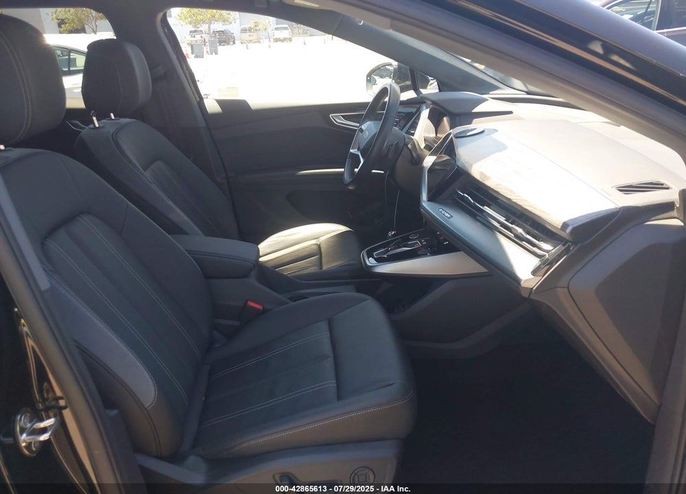 2024 AUDI Q4 E-TRON VIN: WA1KUBFZ1RP056123