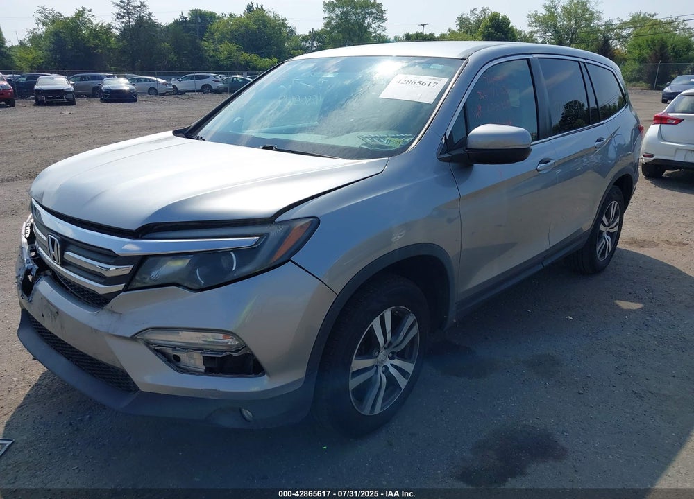 2017 HONDA PILOT VIN: 5FNYF6H31HB072115