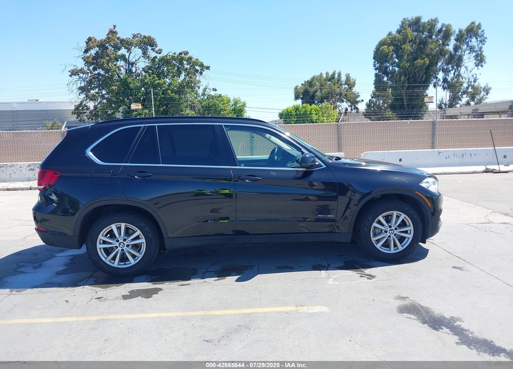 2014 BMW X5 VIN: 5UXKR2C53E0H34402