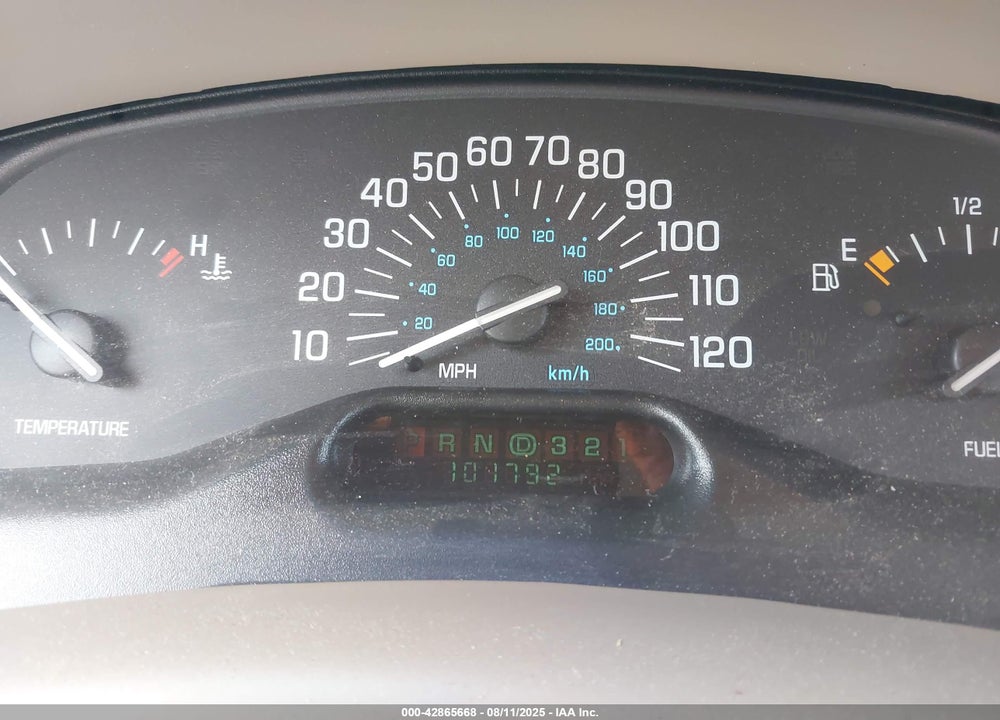 2001 BUICK CENTURY LIMITED VIN: 2G4WY55J111189244
