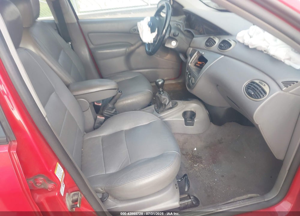 2004 FORD FOCUS ZTS VIN: 1FAHP38Z84W158856