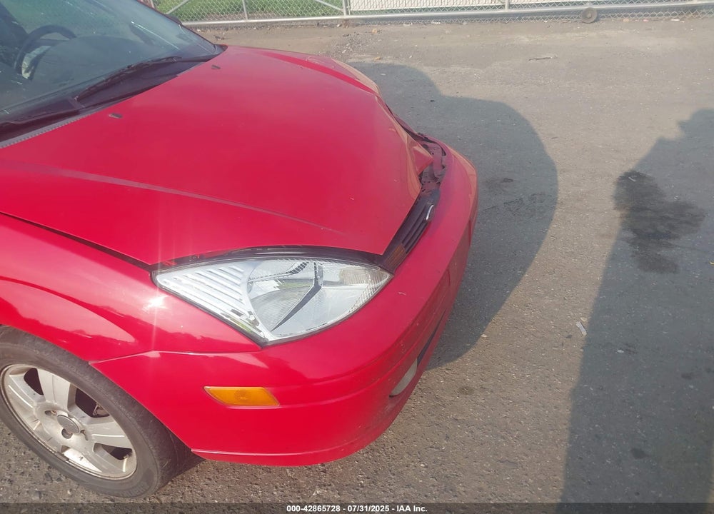 2004 FORD FOCUS ZTS VIN: 1FAHP38Z84W158856