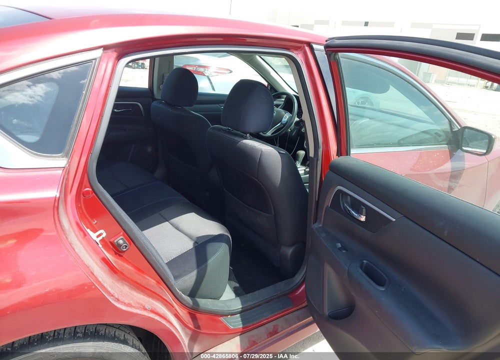 2017 NISSAN ALTIMA VIN: 1N4AL3AP6HC156066