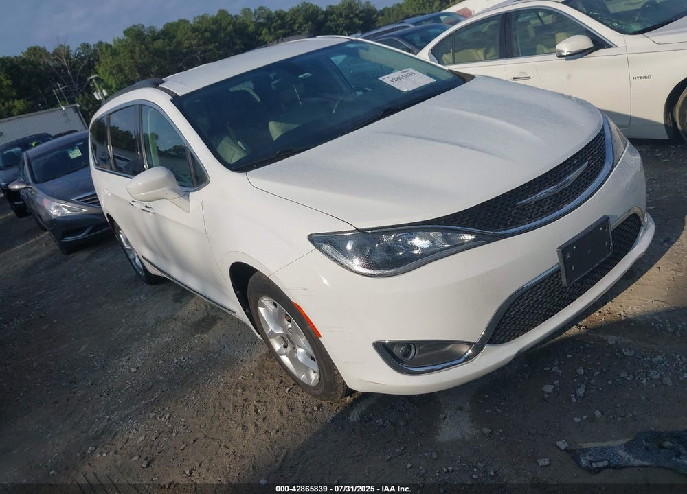2017 CHRYSLER PACIFICA TOURING L VIN: 2C4RC1BG0HR518089