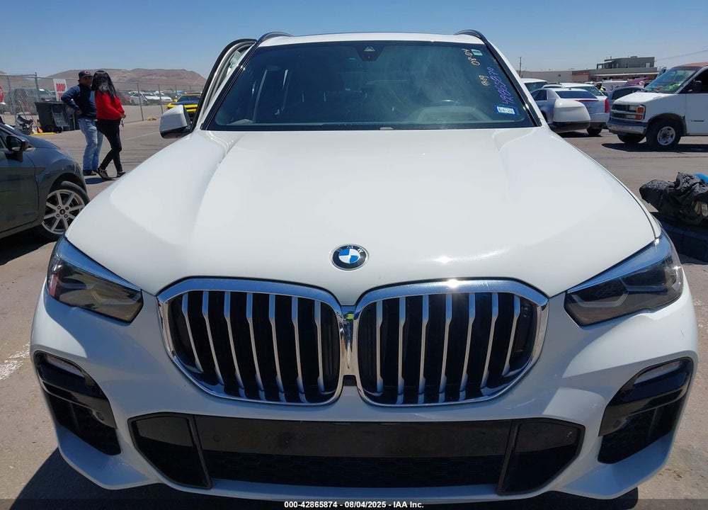 2021 BMW X5 VIN: 5UXCR6C08M9E46725