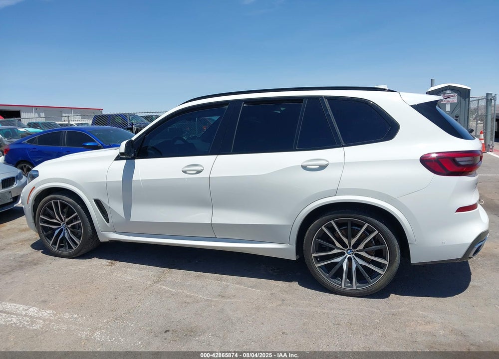 2021 BMW X5 VIN: 5UXCR6C08M9E46725