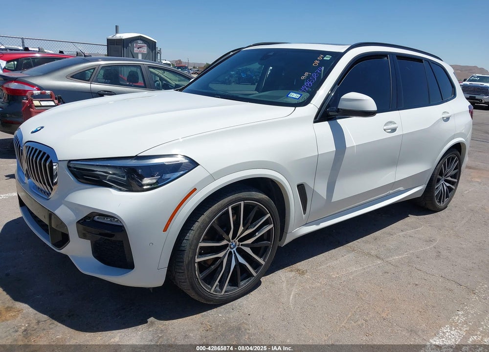 2021 BMW X5 VIN: 5UXCR6C08M9E46725