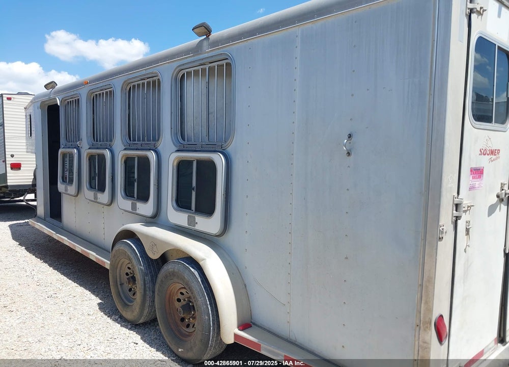 1999 SOONER TRAILER MFG CO INC --- VIN: 48HSA2221X1090789