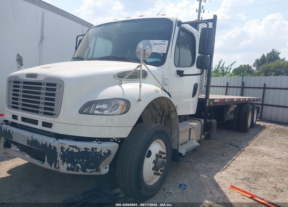 2017 FREIGHTLINER M2 106 VIN: 1FVHCYCY2HHJB2225