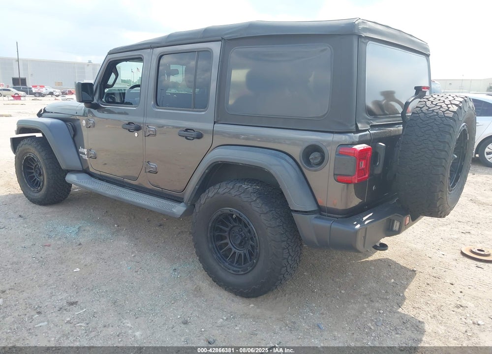 2018 JEEP WRANGLER UNLIMITED VIN: 1C4HJXDG9JW152941