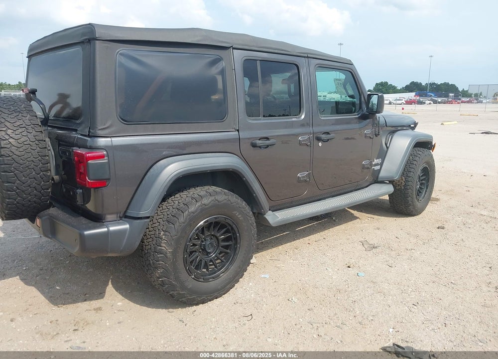 2018 JEEP WRANGLER UNLIMITED VIN: 1C4HJXDG9JW152941