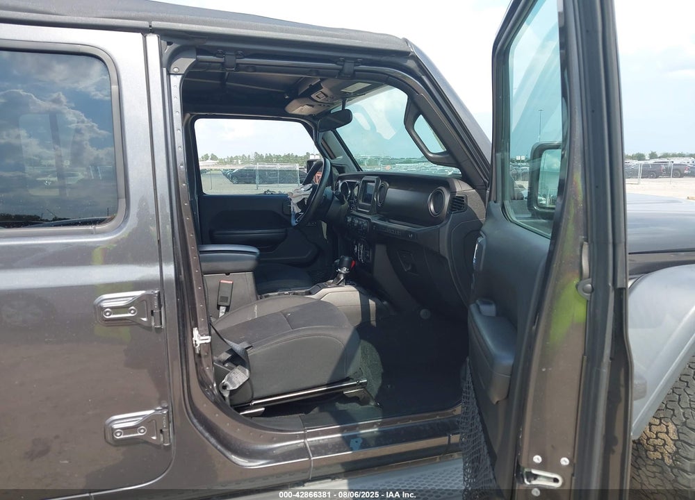 2018 JEEP WRANGLER UNLIMITED VIN: 1C4HJXDG9JW152941