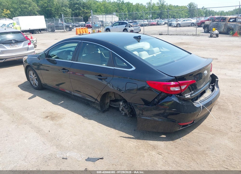 2016 HYUNDAI SONATA SE VIN: 5NPE24AF1GH353953