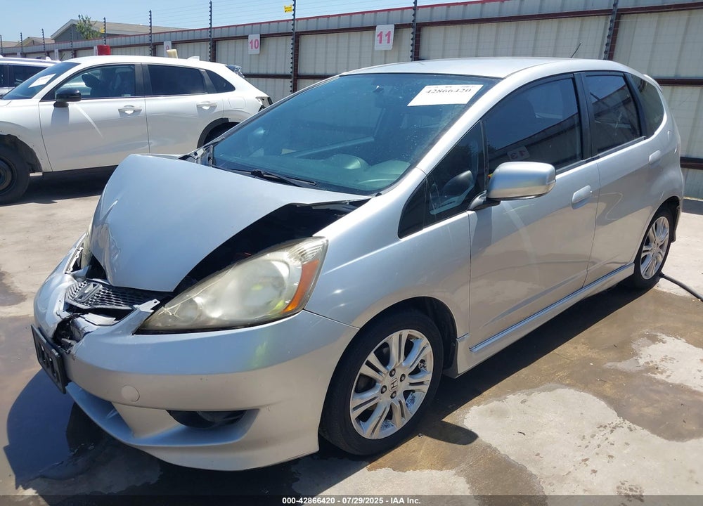 2011 HONDA FIT SPORT VIN: JHMGE8H5XBS003248