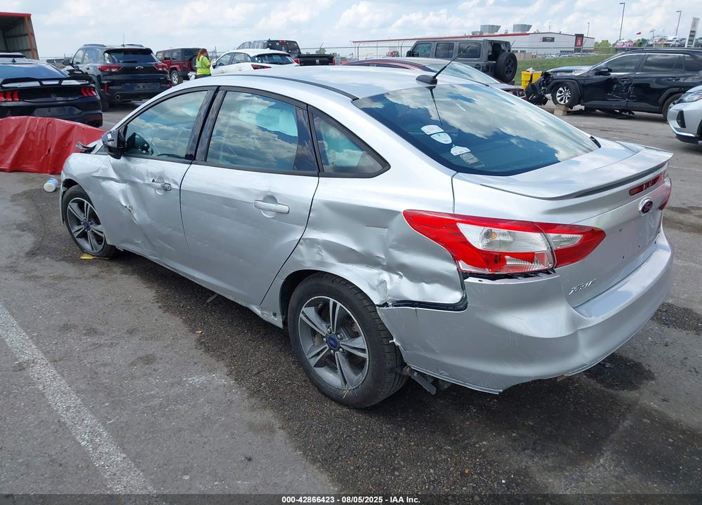 2014 FORD FOCUS VIN: 1FADP3F20EL440920
