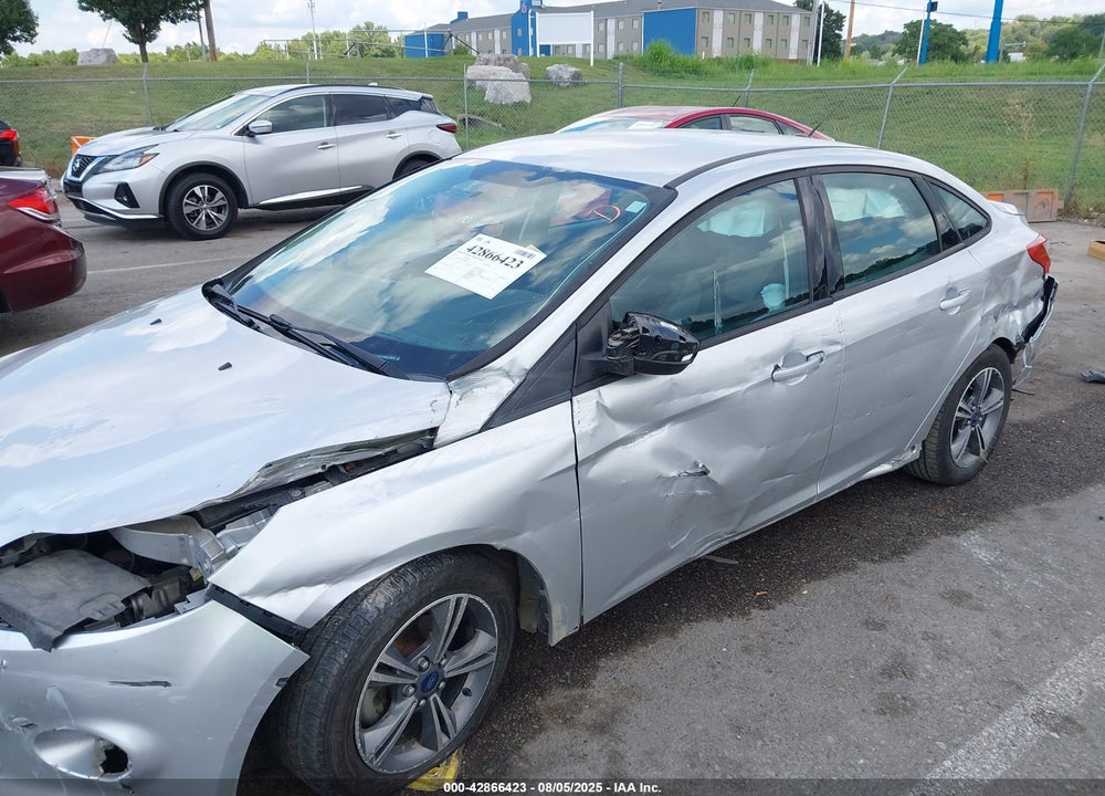 2014 FORD FOCUS VIN: 1FADP3F20EL440920
