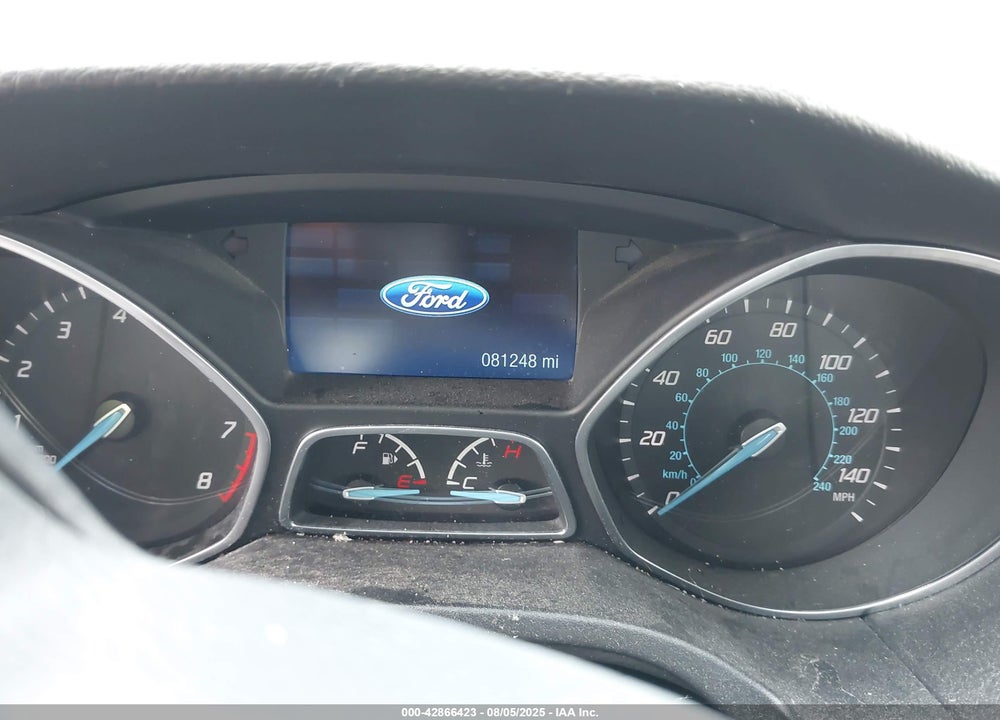 2014 FORD FOCUS VIN: 1FADP3F20EL440920