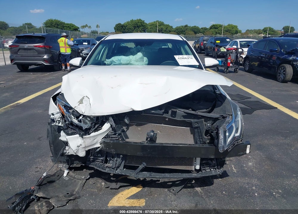 2020 KIA OPTIMA LX VIN: 5XXGT4L38LG412592