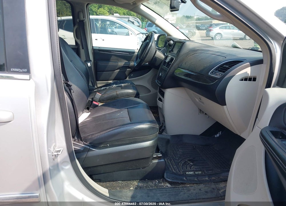 2012 CHRYSLER TOWN & COUNTRY TOURING VIN: 2C4RC1BG6CR282217