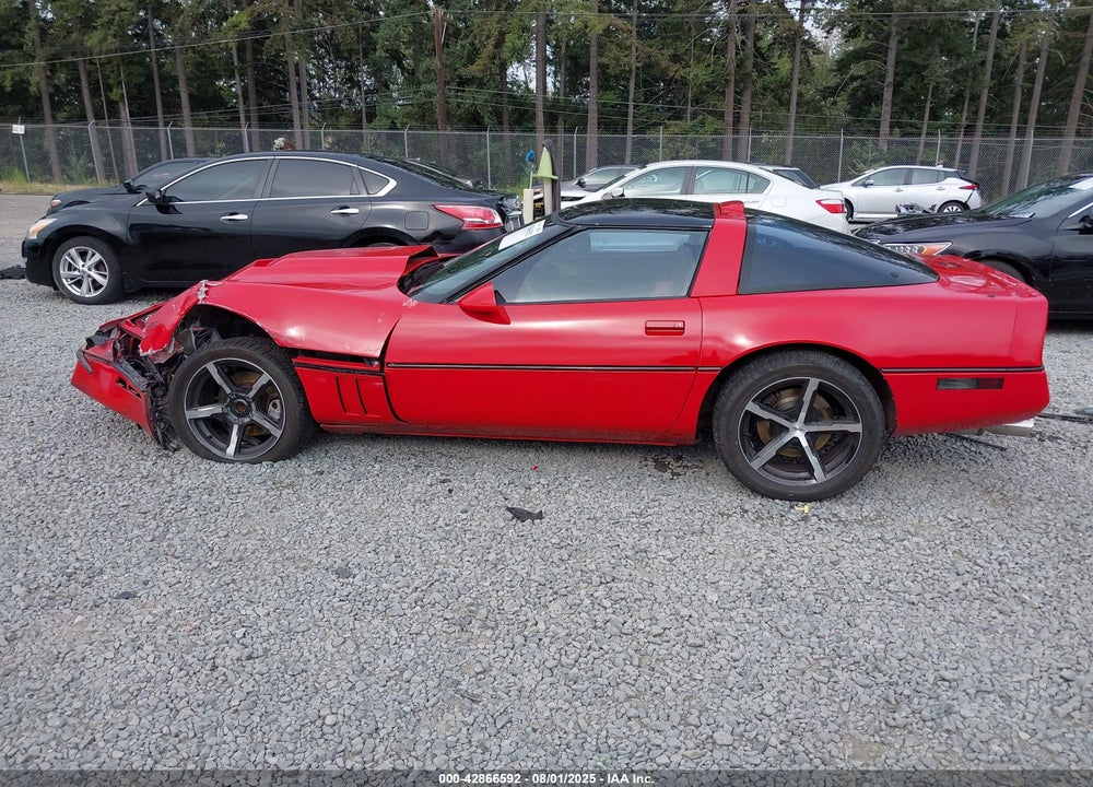 1988 CHEVROLET CORVETTE VIN: 1G1YY2184J5112275
