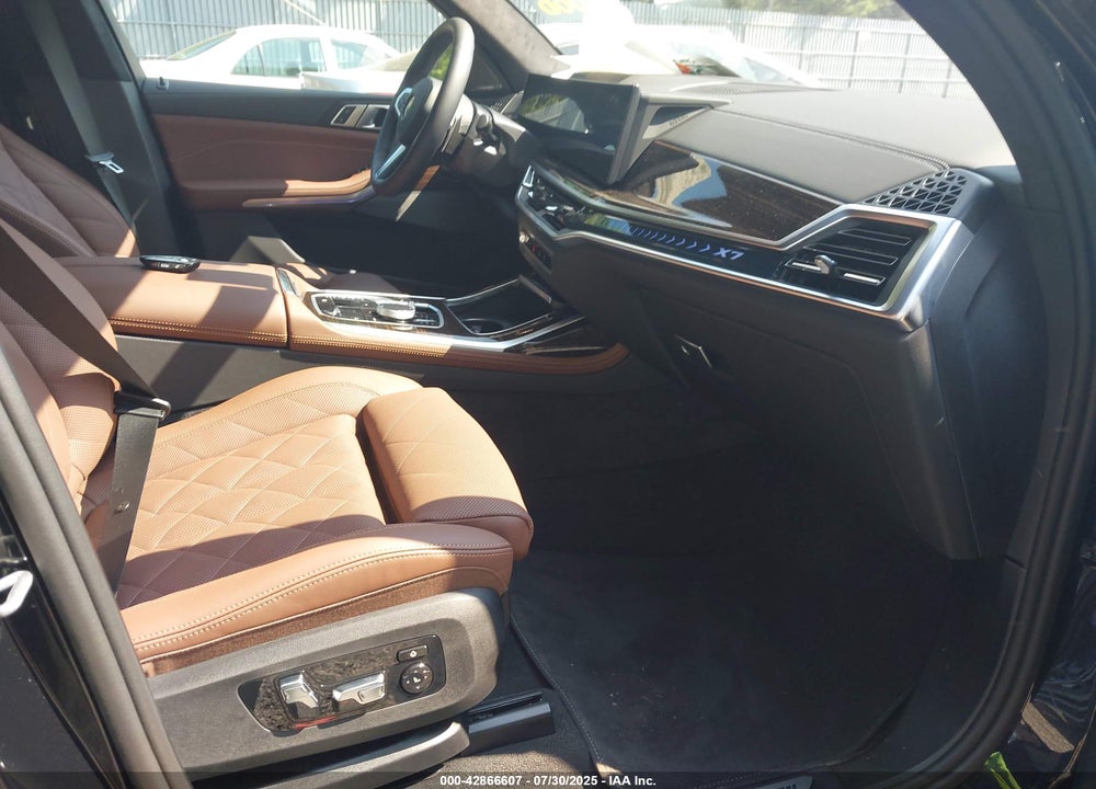 2026 BMW X7 XDRIVE40I VIN: 5UX23EM01T9071097