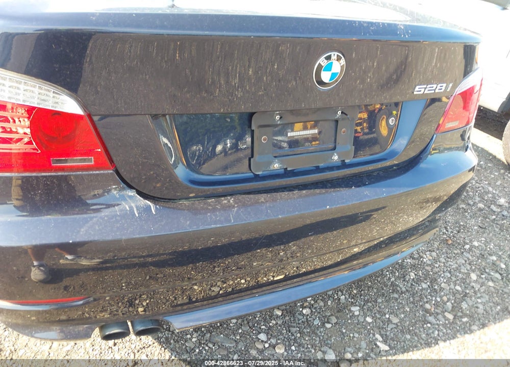 2010 BMW 5 SERIES VIN: WBANV1C51ABZ45420
