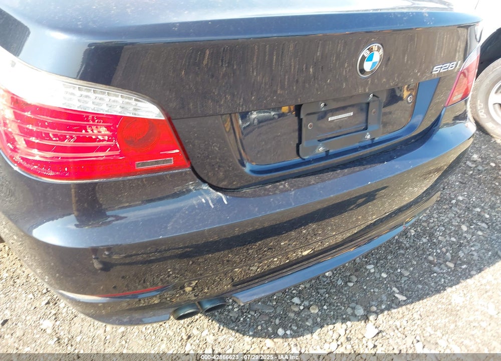 2010 BMW 5 SERIES VIN: WBANV1C51ABZ45420