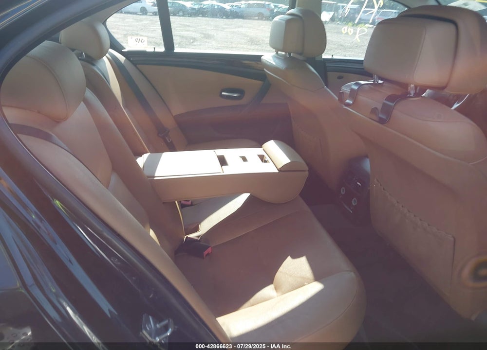 2010 BMW 5 SERIES VIN: WBANV1C51ABZ45420