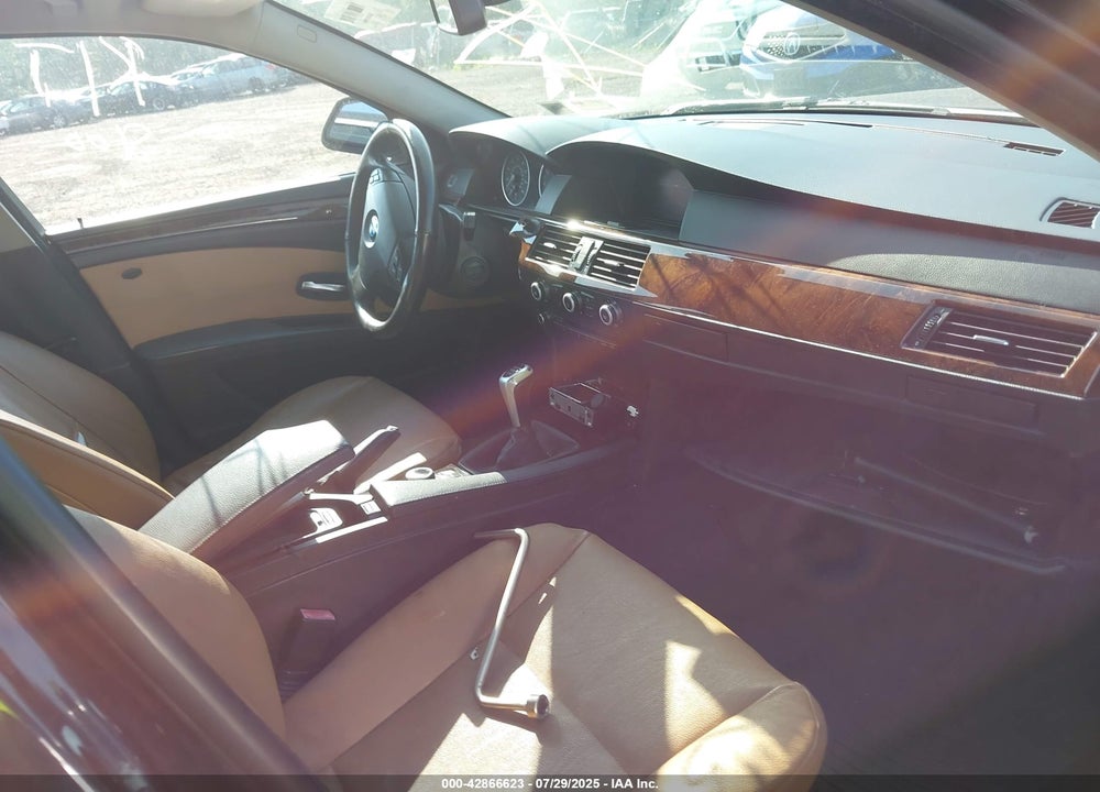 2010 BMW 5 SERIES VIN: WBANV1C51ABZ45420