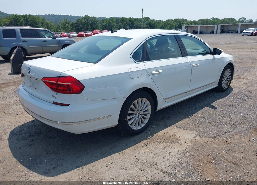 2016 VOLKSWAGEN PASSAT 1.8T SE VIN: 1VWBT7A38GC020973