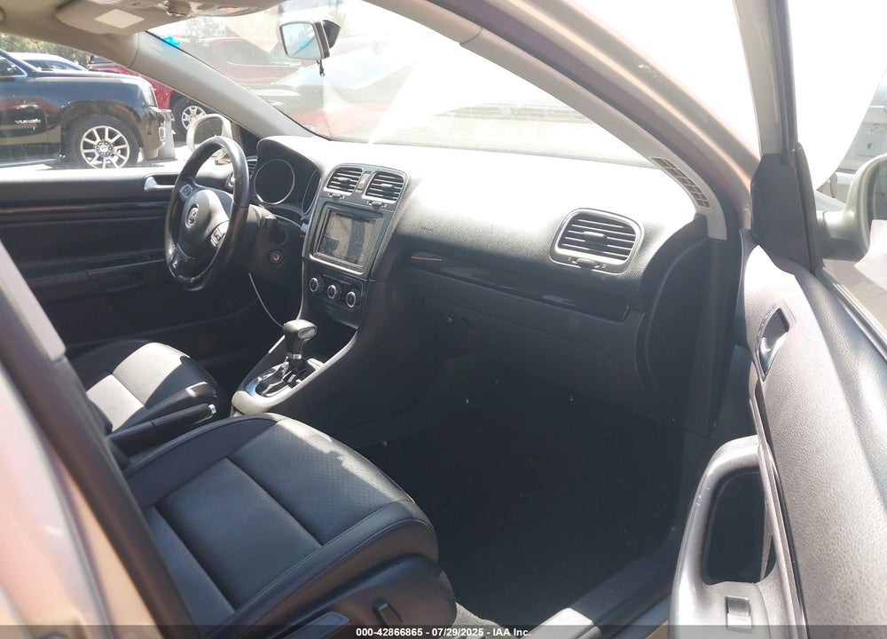2011 VOLKSWAGEN JETTA VIN: 3VWPL7AJ8BM626057