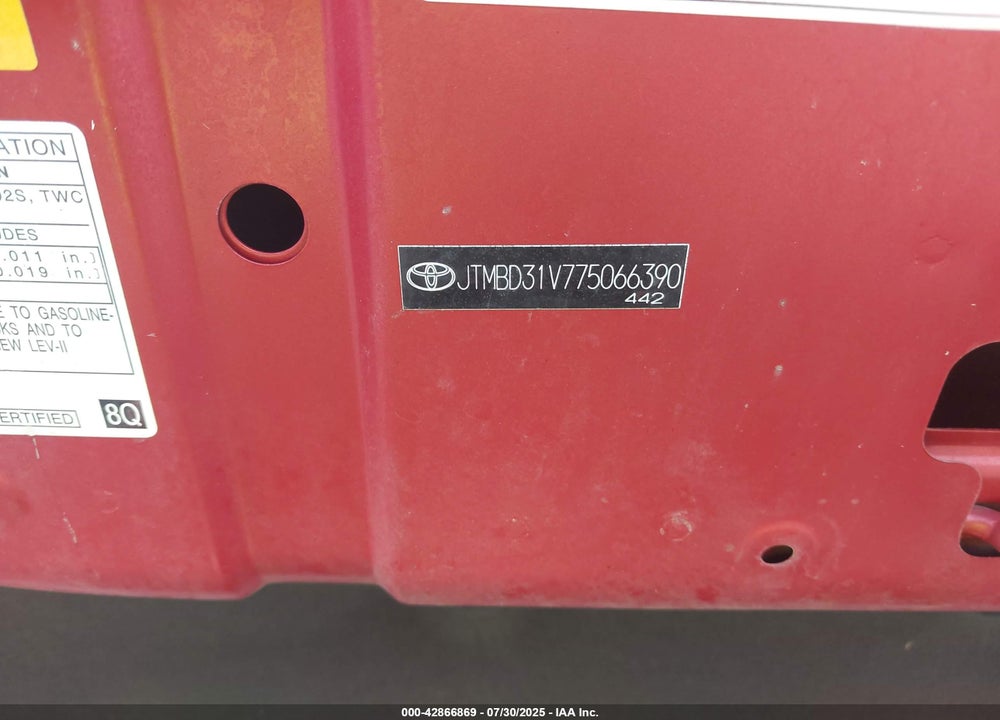 2007 TOYOTA RAV4 VIN: JTMBD31V775066390