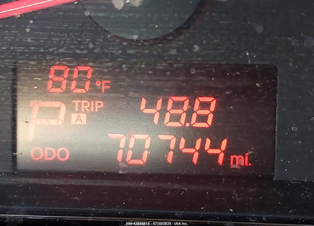2015 KIA SORENTO VIN: 5XYKTDA61FG567136