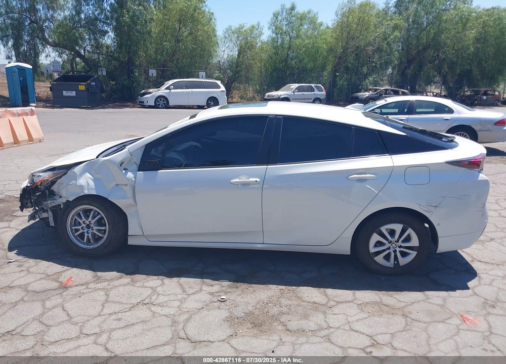 2017 TOYOTA PRIUS VIN: JTDKARFU5H3038404