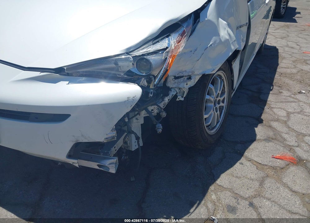 2017 TOYOTA PRIUS VIN: JTDKARFU5H3038404