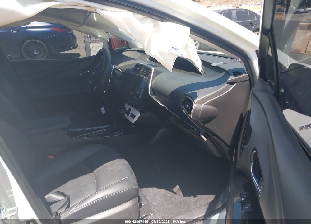 2017 TOYOTA PRIUS VIN: JTDKARFU5H3038404