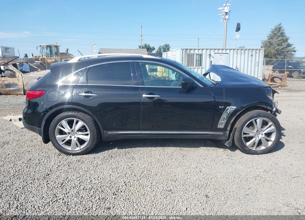 2014 INFINITI QX70 VIN: JN8CS1MW8EM412439