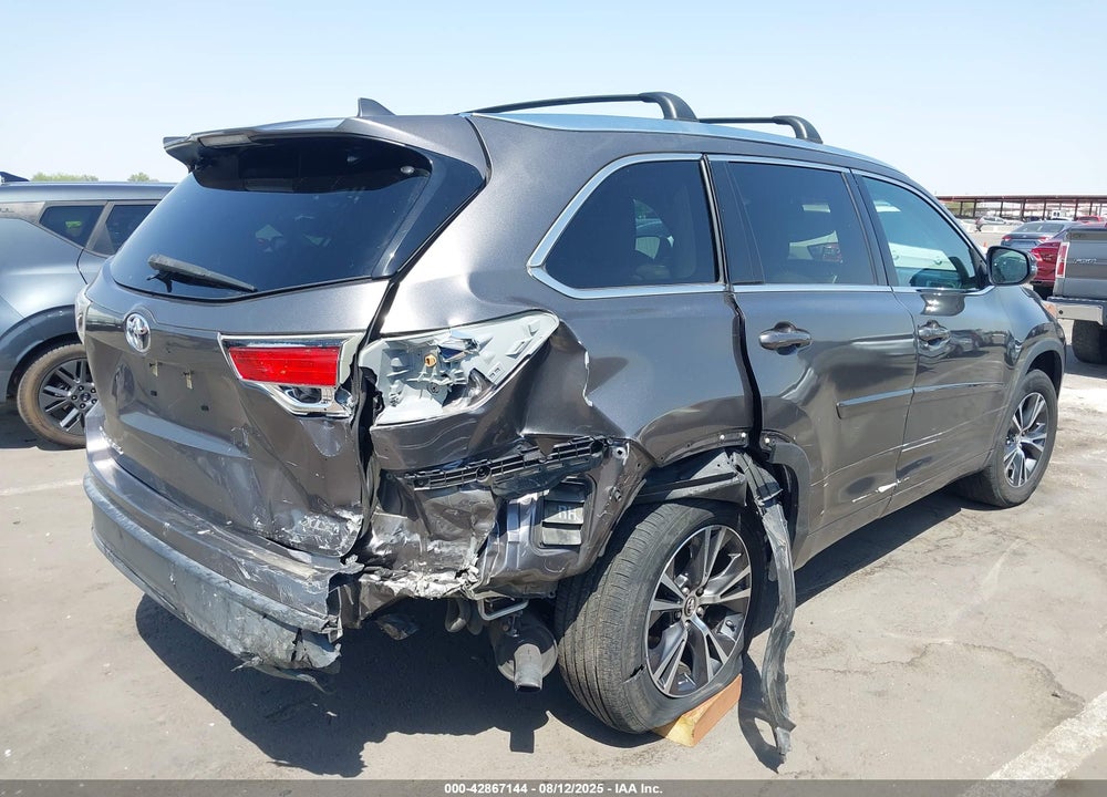 2016 TOYOTA HIGHLANDER VIN: 5TDKKRFH8GS151695