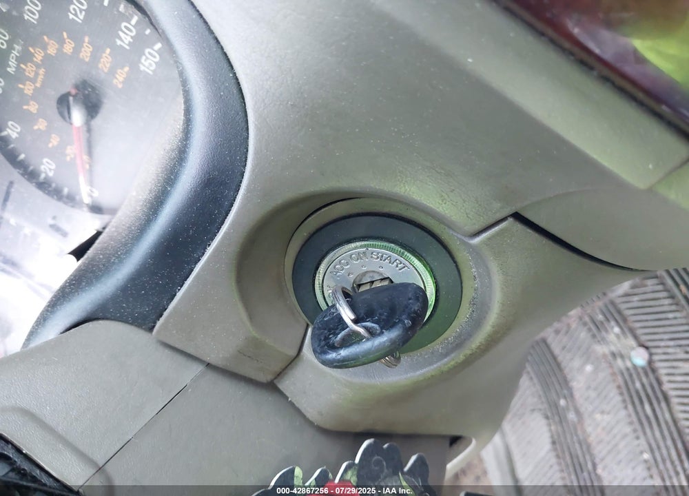 2004 HYUNDAI SONATA GLS/LX VIN: KMHWF35H64A940811