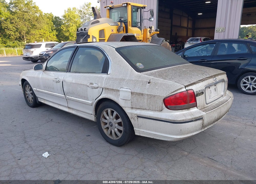 2004 HYUNDAI SONATA GLS/LX VIN: KMHWF35H64A940811