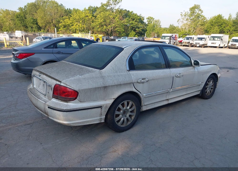 2004 HYUNDAI SONATA GLS/LX VIN: KMHWF35H64A940811