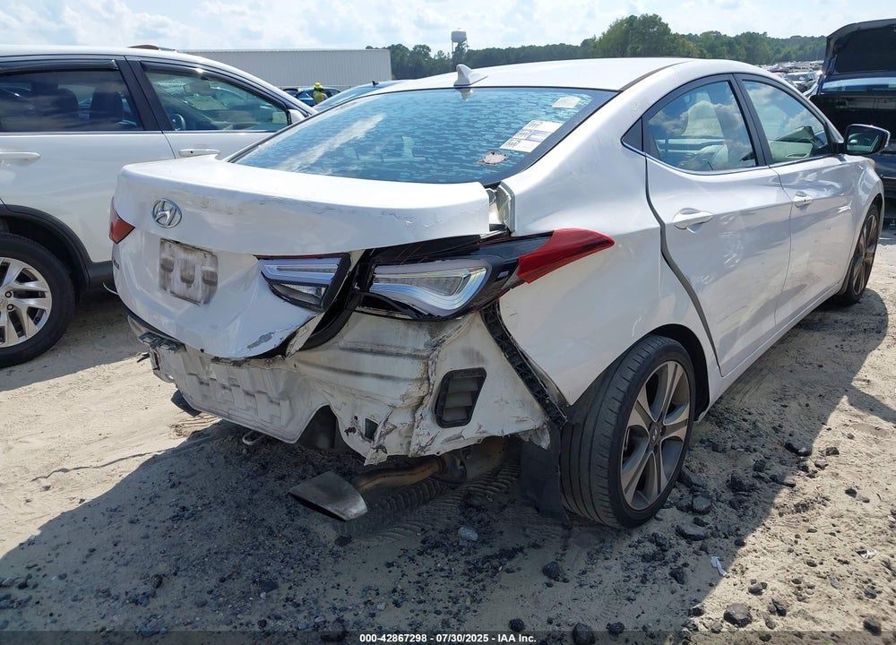 2015 HYUNDAI ELANTRA VIN: KMHDH4AH9FU227092
