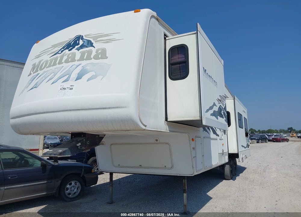 2004 KEYSTONE MONTANA 3295RK VIN: 4YDF329244D508825