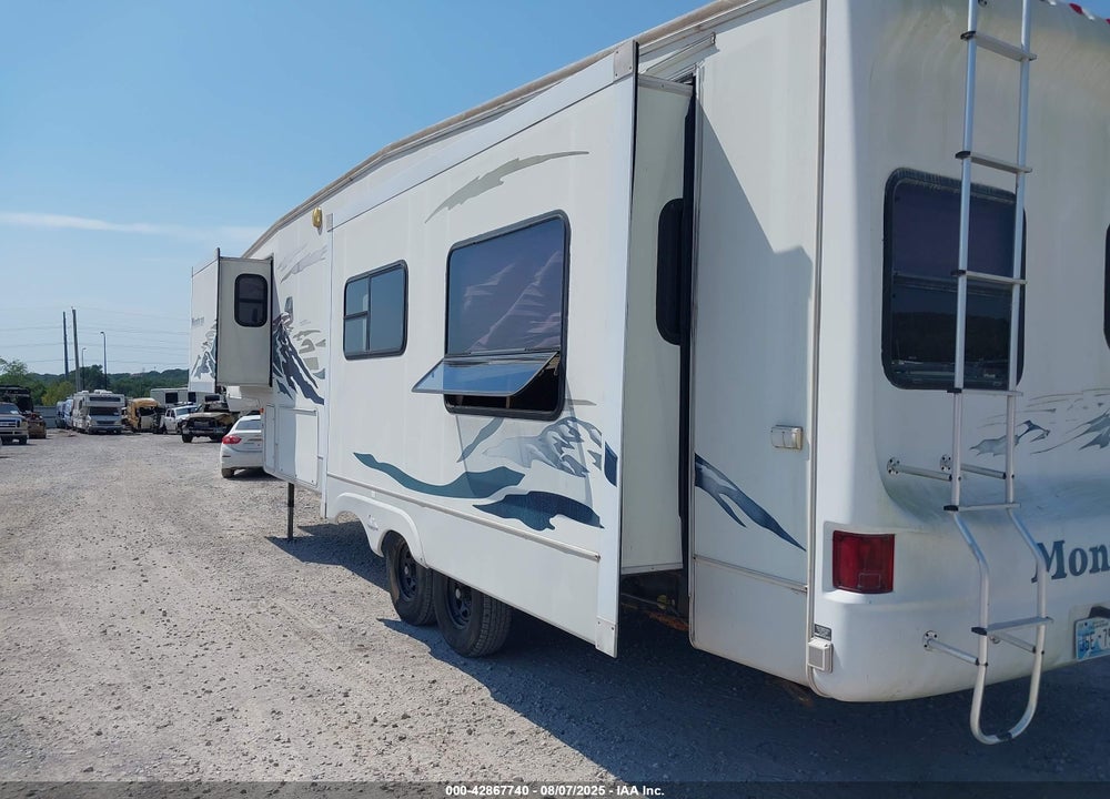 2004 KEYSTONE MONTANA 3295RK VIN: 4YDF329244D508825