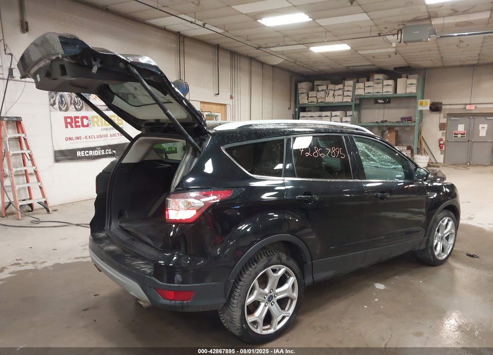 2017 FORD ESCAPE TITANIUM VIN: 1FMCU9J98HUB55298
