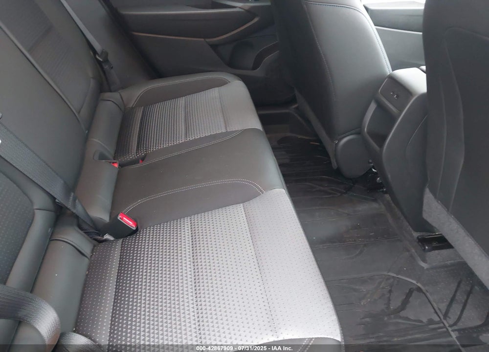 2025 CHEVROLET TRAX VIN: KL77LHEP2SC063688